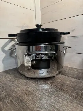 All-clad 010942220961 Cast Iron Removable Electric Dutch Oven Slow Cooker 5 Quart Programmable