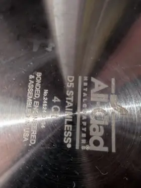 24824 All-clad 13-04 D5 Stainless Steel 4 Quart Pot With Non-stick Cooking Surface Lid
