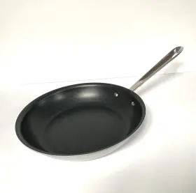4110ns All-clad D3 10 Inch Stainless Steel Nonstick Fry Pan Tri-ply Oven Safe