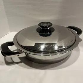 8103 Amc Vintage 2 Quart Saucepan With Lid #8103