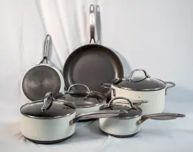Anolon 051153851162 10-piece Achieve Hard Anodized Nonstick Cookware Set - Cream