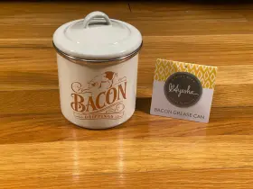 Ayesha Curry Kitchenware 631899474179 Enamel On Steel Bacon Grease Can / Container 4 Inch New