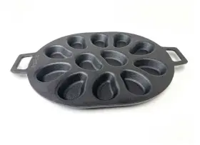 7413 Bayou Classic Cast Iron Oyster Pan