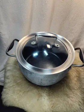 31099 Belgique Tools Of The Trade Stock Pot 4 Quart Hard Anodized With Lid
