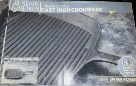Benjamin & Medwin 027485677084 New And Usa Cast Iron 9.25 Inch Grill Skillet Square Pan