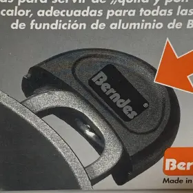 002028 Berndes Double Serving Handle Covers Clip-o For Roasting Pan Cookware Accessory