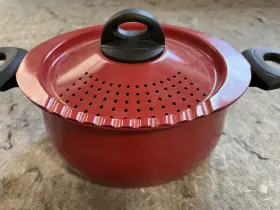 Bialetti 076753071857 Red Pasta Pot With Lid - 5 Quart 4.7l Nonstick Inside Preowned
