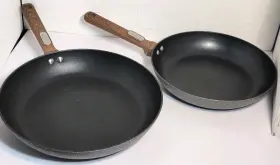Brooklyn Steel Co. 840179218413 Set 2 Solstice Aluminum Nonstick Fry Pans Grey/black
