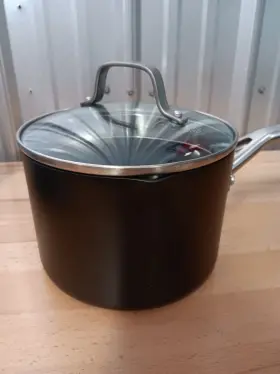 1932455 Calphalon Classic Nonstick Sauce Pan With Cover 3.5 Quart Grey - New W