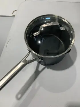 2095280 Calphalon Classic Nonstick Sauce Pan With Cover 3.5 Quart Grey - M4 B6