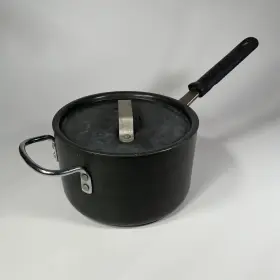 8703-1 Calphalon Usa Commercial Anodized Aluminum 3.5 Quart Pan Pot And Lid #8703-1/2 -read