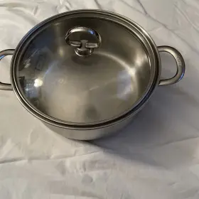 Slsa30-200 Chantal 18/10 Stainless Steel 3 Quart Pan With Glass Lid- Pre-owned