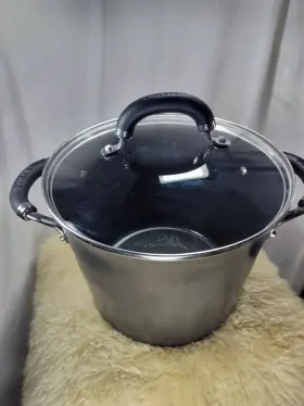 13558735 Circulon Premier Professional Non-stick 8 Quart Stock Pot With Glass Lid - Nice