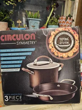 83525 Circulon Symmetry Hard-anodized Nonstick 3-piece Cookware Set Chocolate