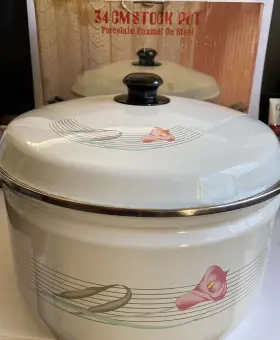 Classic 772478213403 Vintage 16-quart Enamel Steel Stock Pot Fine Porcelain Classics Pink Mary Rose