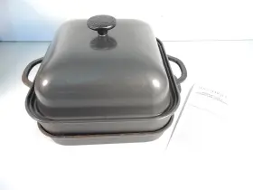 K49417 Cooks Essentials Technique Cast-iron 11 Inch Bbq Grill Pan Smoker Tray Griddle With Lid