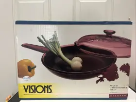 60150176 Corning 071160150768 New Visions Cranberry 10 Inch Covered Non-stick Skillet
