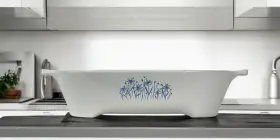 8467310 Corningware Sears Corning Ware Blue Daisy Microwave Browning Footed 2.2 Quart 2.10 Liter