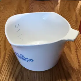 P-65-b Corningware Vintage Corning Ware Sauce Pan 2 Quart