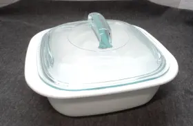 Sqb1bg Corningware Corning Ware Simply Lite 1.5 Quart Square Casserole Baker With Glass Lid 8 3/4 Inch