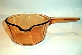 1651 Corningware Visions Corning .7 Liter Saucepan Amber Glass Spout Rare Sculpted Version #