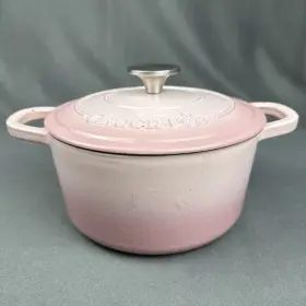 985113365m Crock-pot Dutch Oven Enameled Cast Iron Nonstick Blush Pink Corrosion Resistant