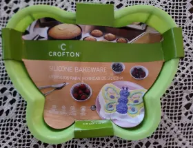 Crofton 041498249236 Green Silicone Cake Pan Butterfly Design 7.36 Inch X 9.84 1.87