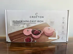 855472 Crofton 2 Pack Mini Cast Iron Pink Heart Shape Casserole With Lid 13 Oz