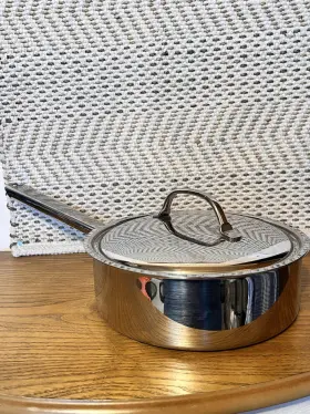 622-22 Cuisinart Hard Anodized 1 1/2 Quart Saucepan 9.5 Inch With Lid Oven Safe