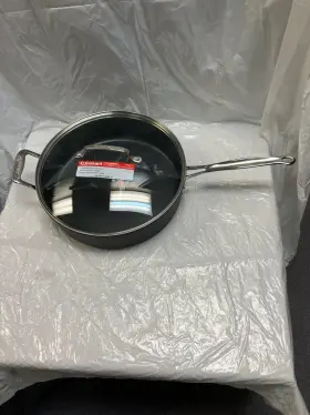 633-30h Cuisinart Nonstick Hard-anodized 5.5 Quart Saute Pan With Lid Cover