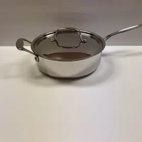 733-24h Cuisinart 3.5 Quart Saut Pan With Lid #733-24h Helper Handle Stainless Steel