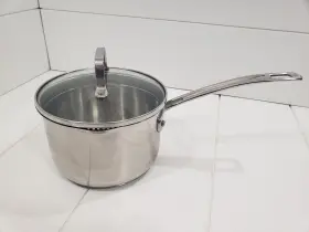 761195-17p Cuisinart 2.5 Quart Pour Saucepan Stainless Steel Model #761195-17p With Strainer Lid
