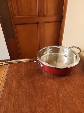 Cs330-24 Cuisinart Red Saute Pan With Lid 3.0 Quart Model # Whmr