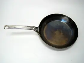 5681.28 De Buyer 9.5 Inch Mineral B Pro Skillet Pan Non-stick Carbon Steel