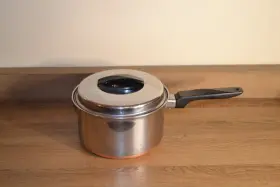 4590 Ekco Vintage Ekcoware 1 Quart Stainless Steel With Copper Bottom Pot Saucepan Lid 7 Inch