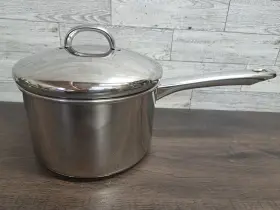 T0098 Faberware Farberware 2 Quart 1.9 L Sauce Pan 18/10 Stainless Steel With Lid
