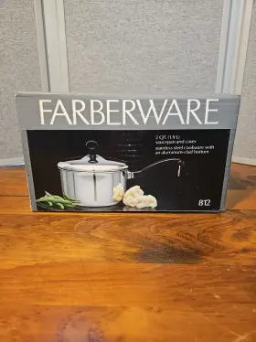 Farberware 037937008120 #812 Sauce Pan / Pot 2 Quart Stainless Steel Lid New Open Box
