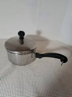 Cqqq09 Farberware Faberware 1 Quart Sauce Pan Pot And Lid Stainless Steel