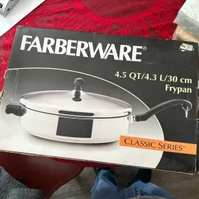 50012 Farberware/meyer Corp Classic Stainless Steel Covered Fry Pan 12 Inch