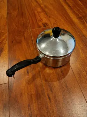 T0099 Farberware Saucepan 1 Quart Stainless Steel Made In Thailand