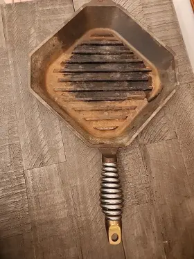 G10-10001 Finex 10 Inch Cast Iron Grill Pan Grillet