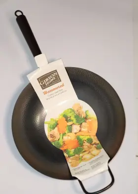 Gibson 085081838216 Carbon Steel Wok 13 Inch Hammered Heavy Guage And Thermal Treated Wood Handle