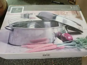 64207.02 Gibson New Home 16 Inch Stainless Steel Roaster With Lid And Rack. Super Roast