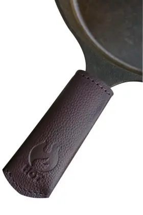I.n Premium 743407457267 Leather Cast Iron Skillet Pan Handle Cover Standard 4.5 Thick Heat