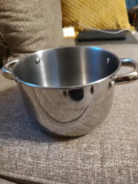 M141 Kitchen A La Carte 3 Quart Stock Pot 5-in Height 7 And 1/2 In Diameter