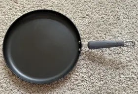 Kitchenaid 883049372976 Nonstick 12 Inch Skillet Griddle Black