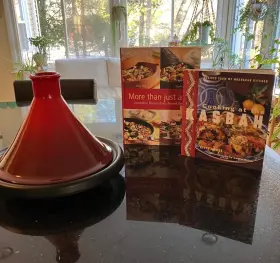 Le Creuset 024147037415 France Tagine Cast Iron Stoneware Cooking Pot 2.5 Quart Red 2 Cookbooks