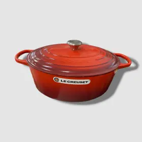 Le Creuset 024147263357 Red 9.5- Quart Signature Enameled Cast Iron Oval Dutch Oven