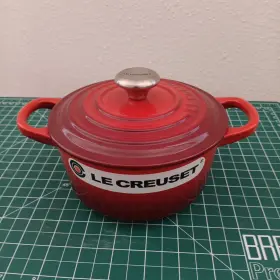 Le Creuset 024147269885 Cocotte Ronde 18cm 7 Inch 2 Quart Burgundy Red Silver Knob Cast Iron