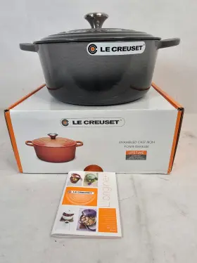 Le Creuset 024147271765 7.25 Quart Round Dutch Oven Oyster Ss Knob Enameled Cast-iron -free S/h